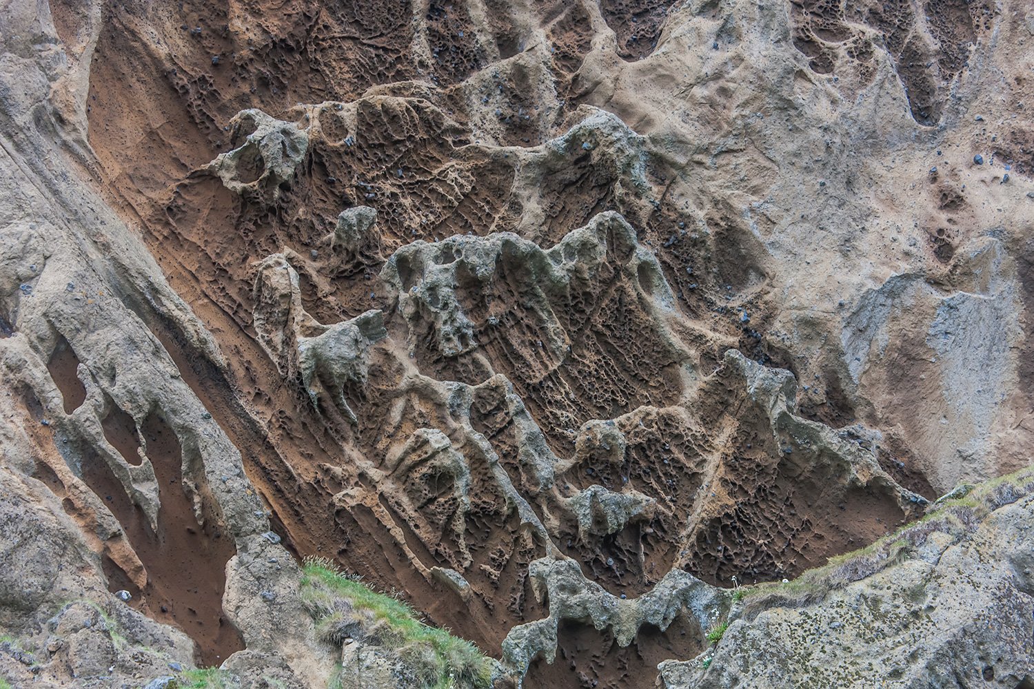 00015_L7_Iceland09_Hofdabrek_090702_8045RCCz+60_15