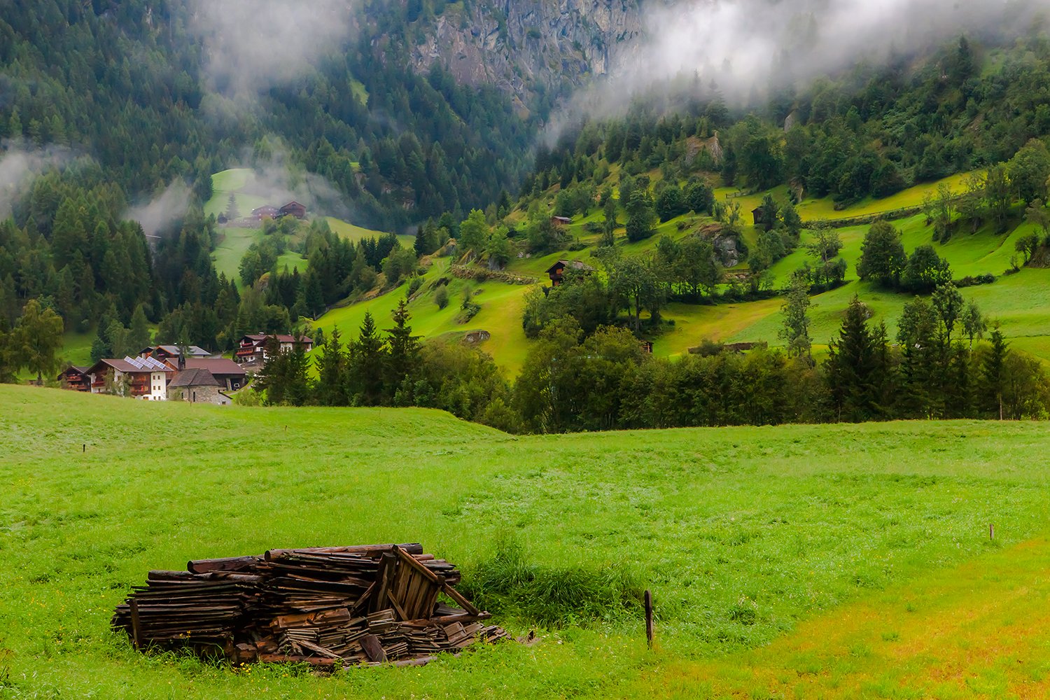 00049_HINTERB_7_5D_19AUG_2015_1242RCC-402e_15