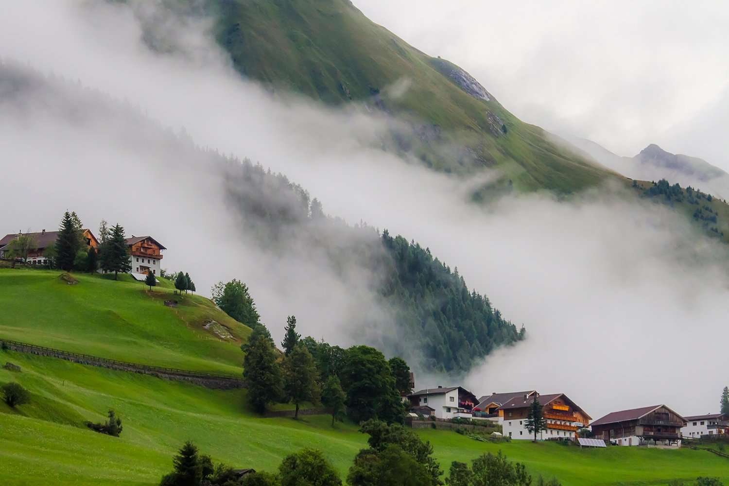 00455_HINTERB_1_30JUNI_2015_0112RCCx-40_15